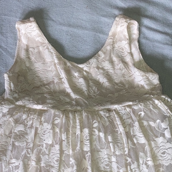 Posh & Peanut Girls Cream Baby Doll Dress - Picture 2 of 11